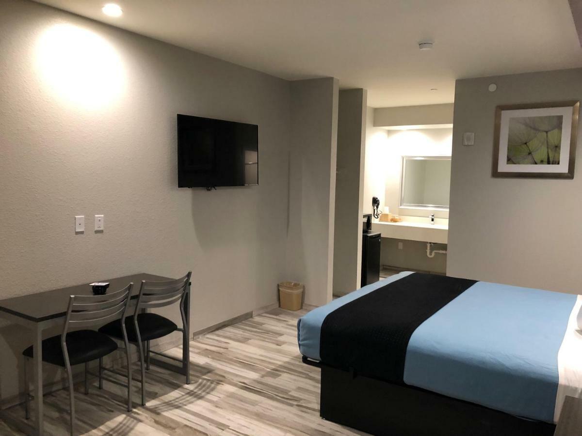 Crystal Inn Downtown Хьюстон Экстерьер фото